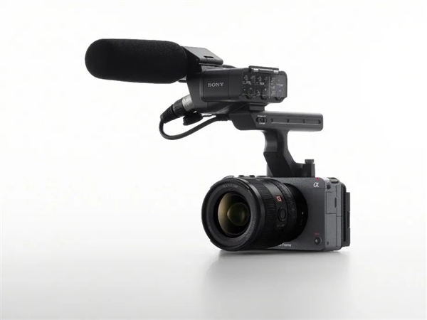 索尼发布迄今最小电影机FX3：支持4K/120p拍摄