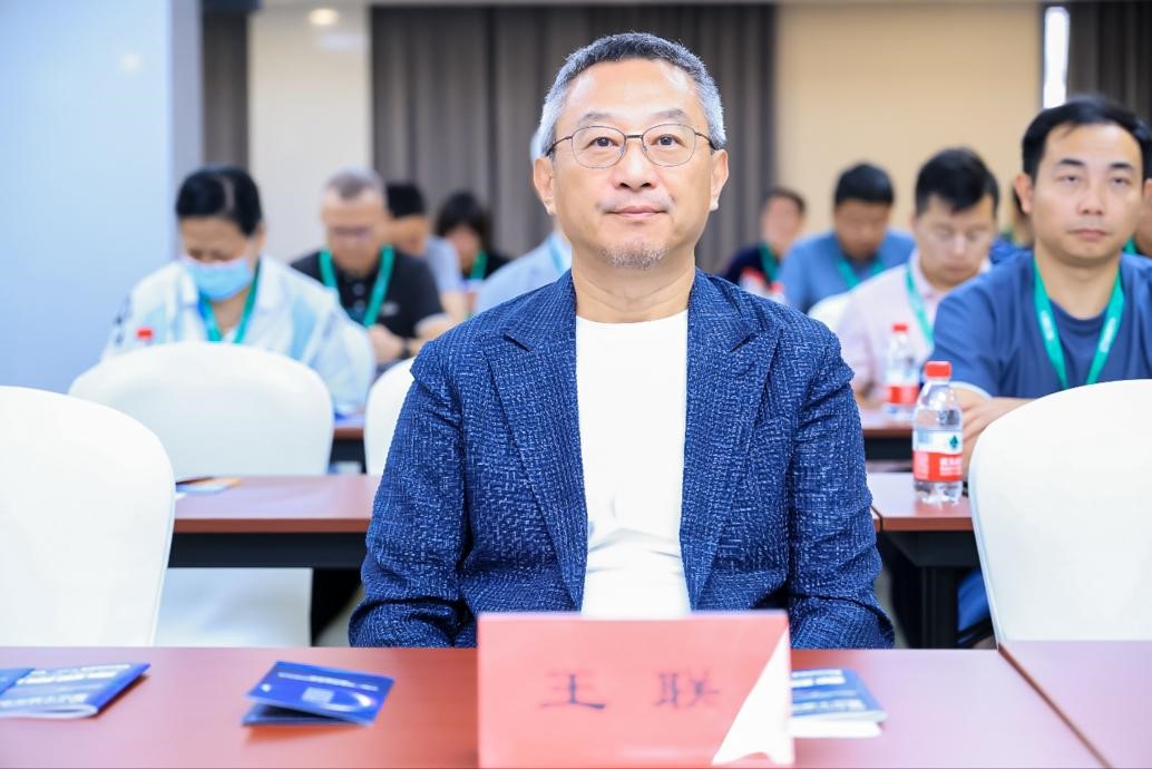 2王联.jpg