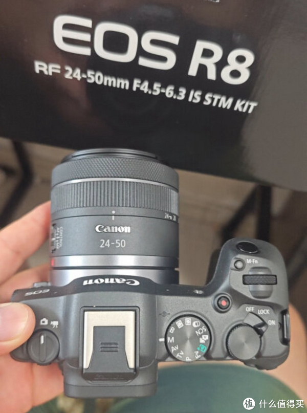 佳能EOS R8 vs EOS R6:性能、价格与性价比全解析,哪款更适合你? 佳能EOS R8 vs EOS R6:性能、价格与性价比全解析,哪款更适合你?